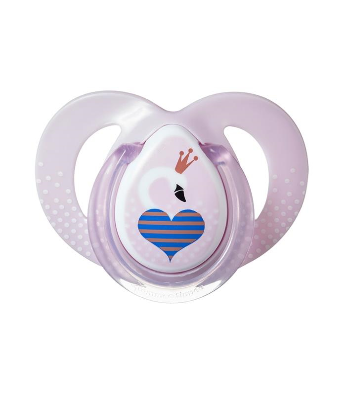 Tommee Tippee Moda Soothers 6-18 months Girl